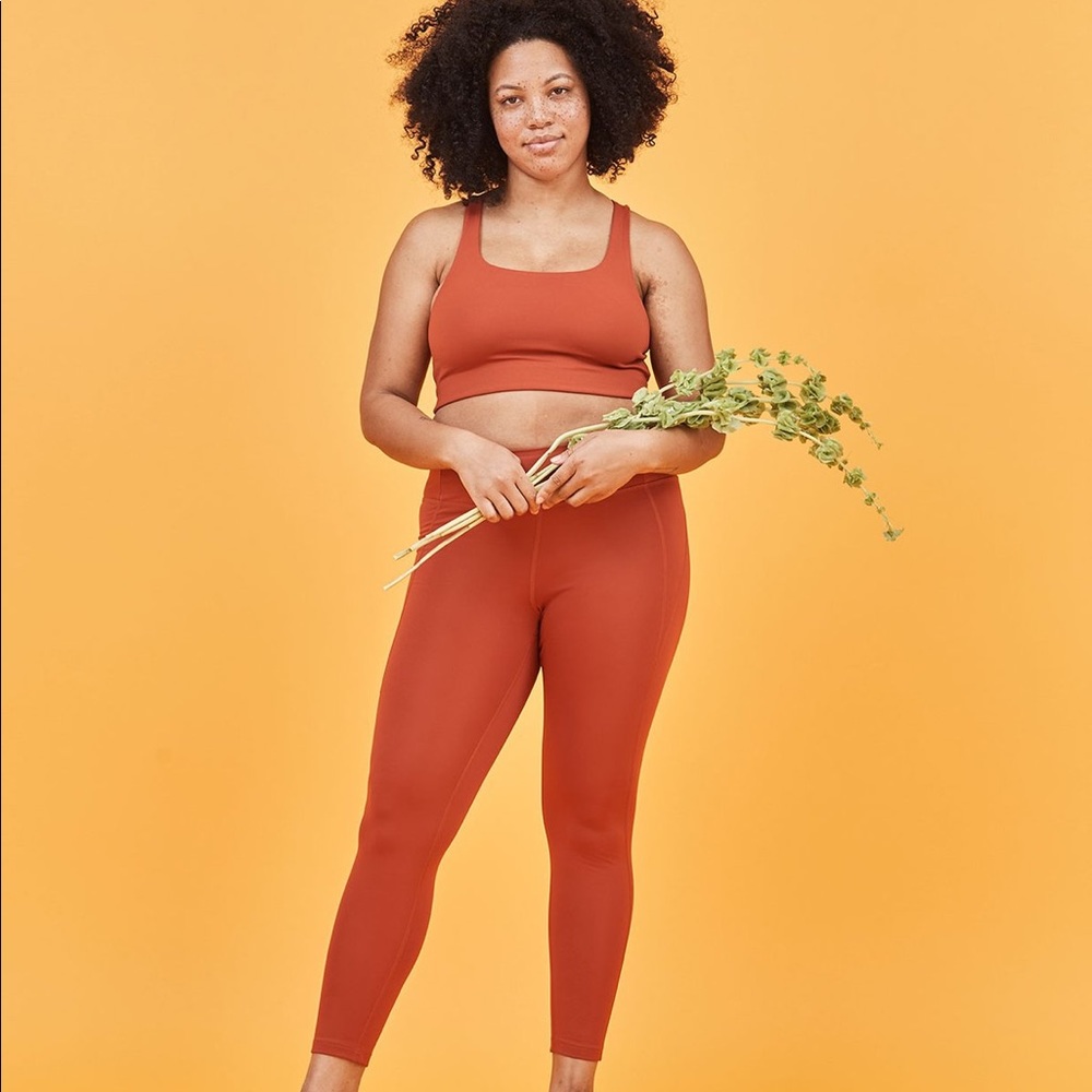 Girlfriend collective red ochre set XS